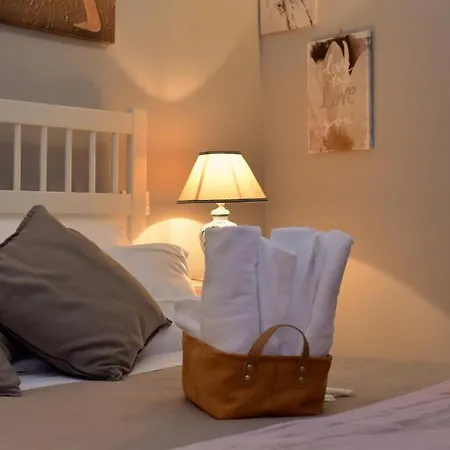 Dimora Mediterranea Gæstehus 4*