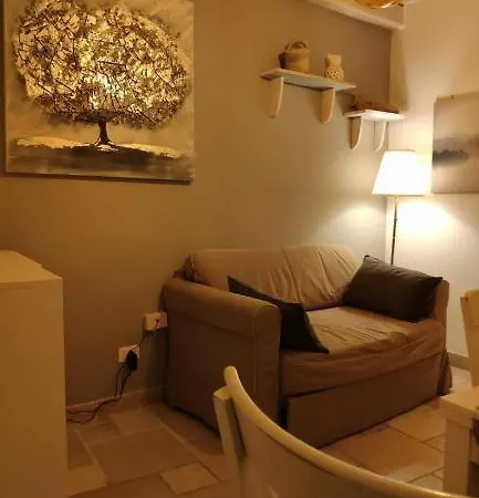 بيت ضيافة Dimora Mediterranea بولينيانو آ ماري