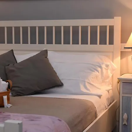 بيت ضيافة Dimora Mediterranea 4*